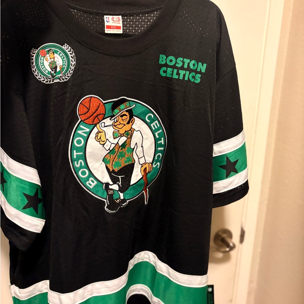NBA Boston Celtics Black and Green Shirt